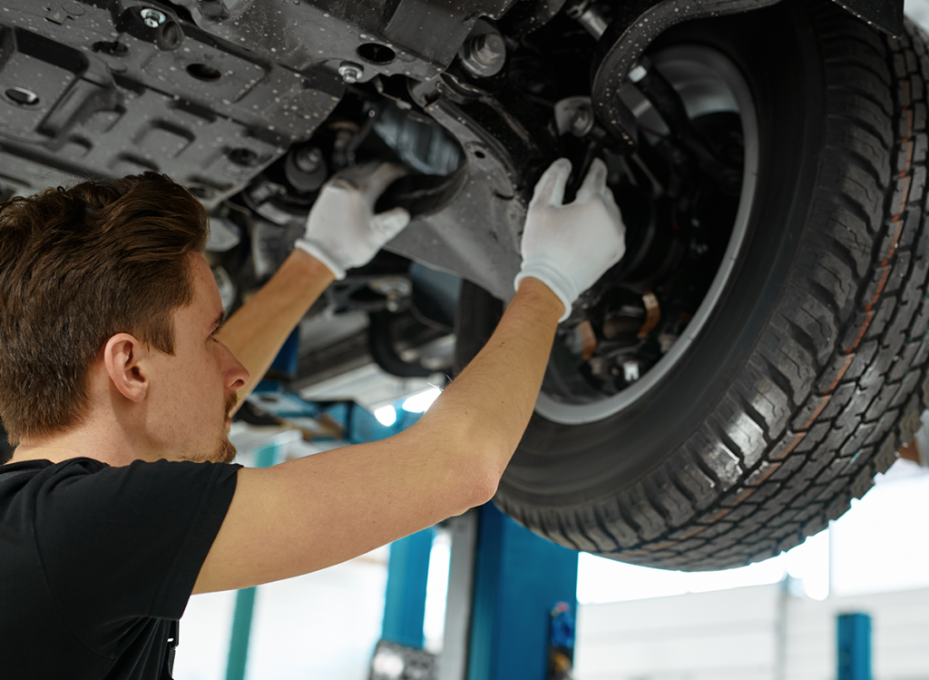 Howard Fleet & Tire Service is dedicated to delivering dependable automotive and semi-truck repair solutions for drivers and fleet operators.