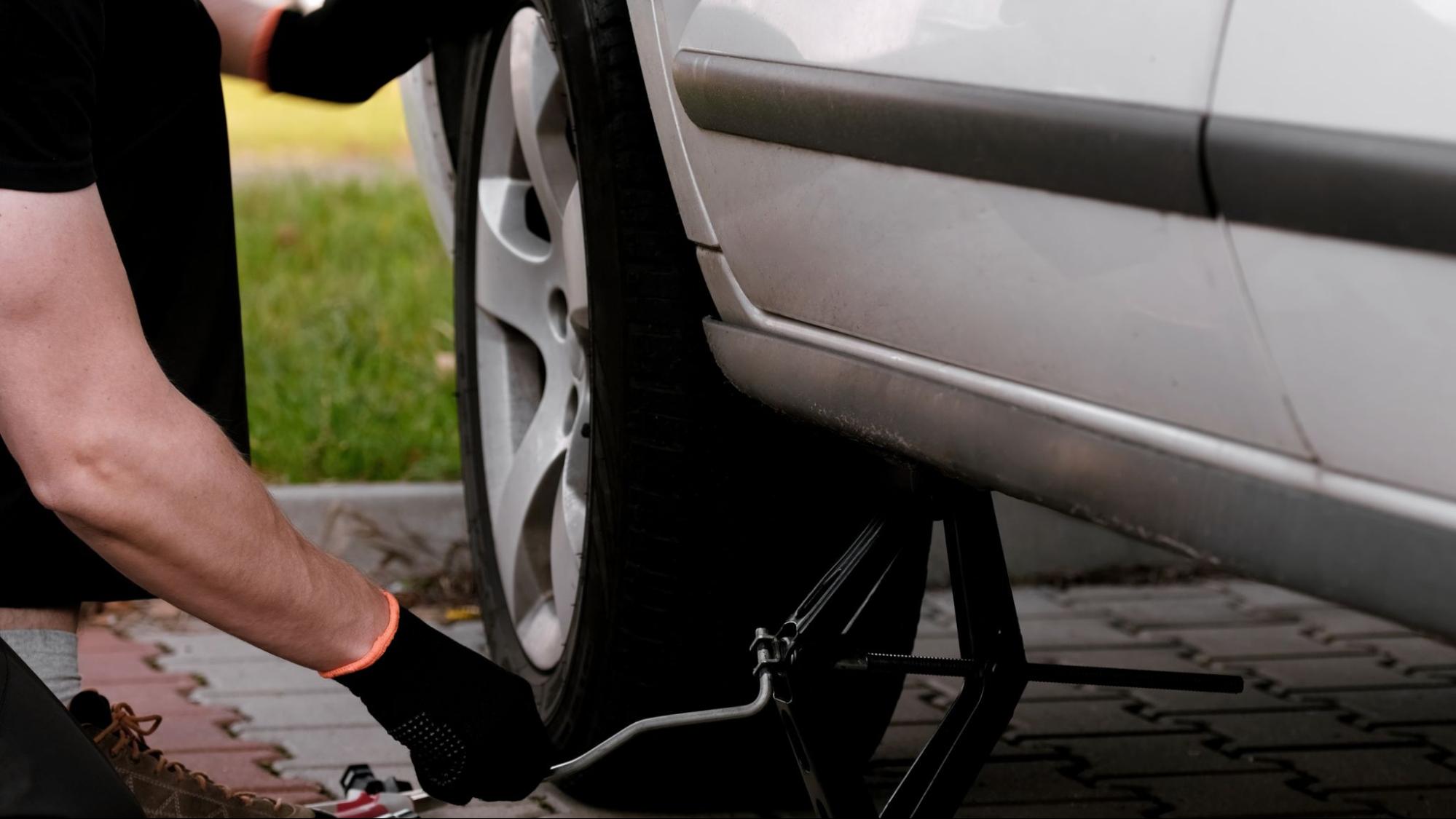 What to Know Before You Repair a Flat Tire
